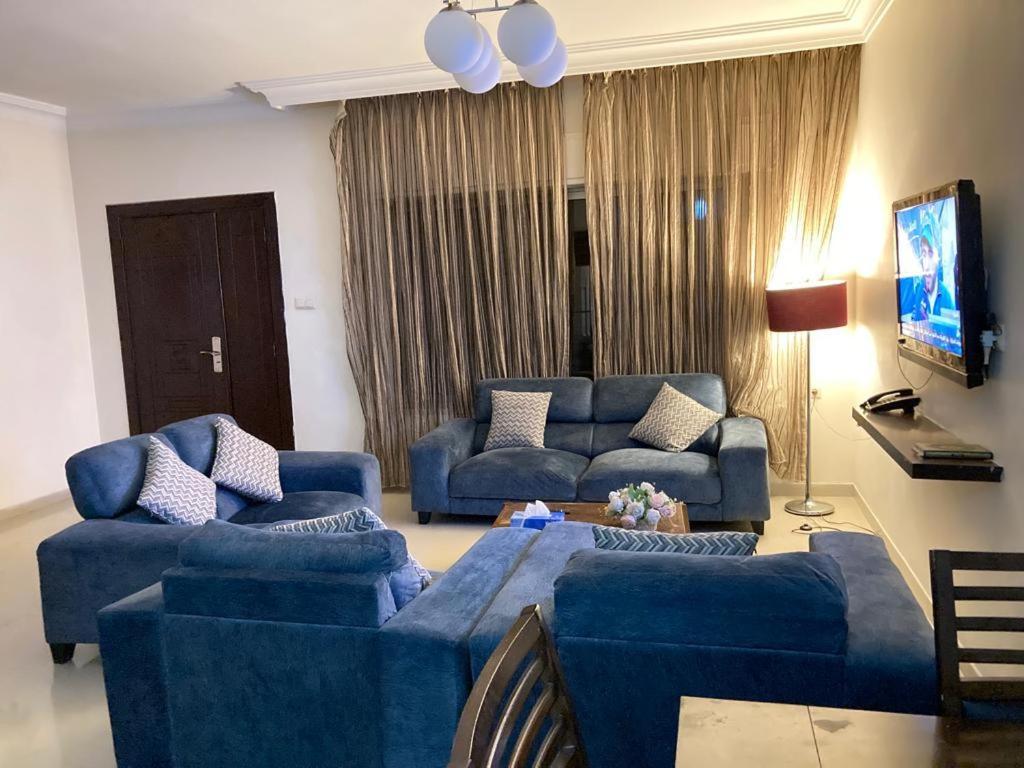 Uptown Hotel Apartment 암만 외부 사진