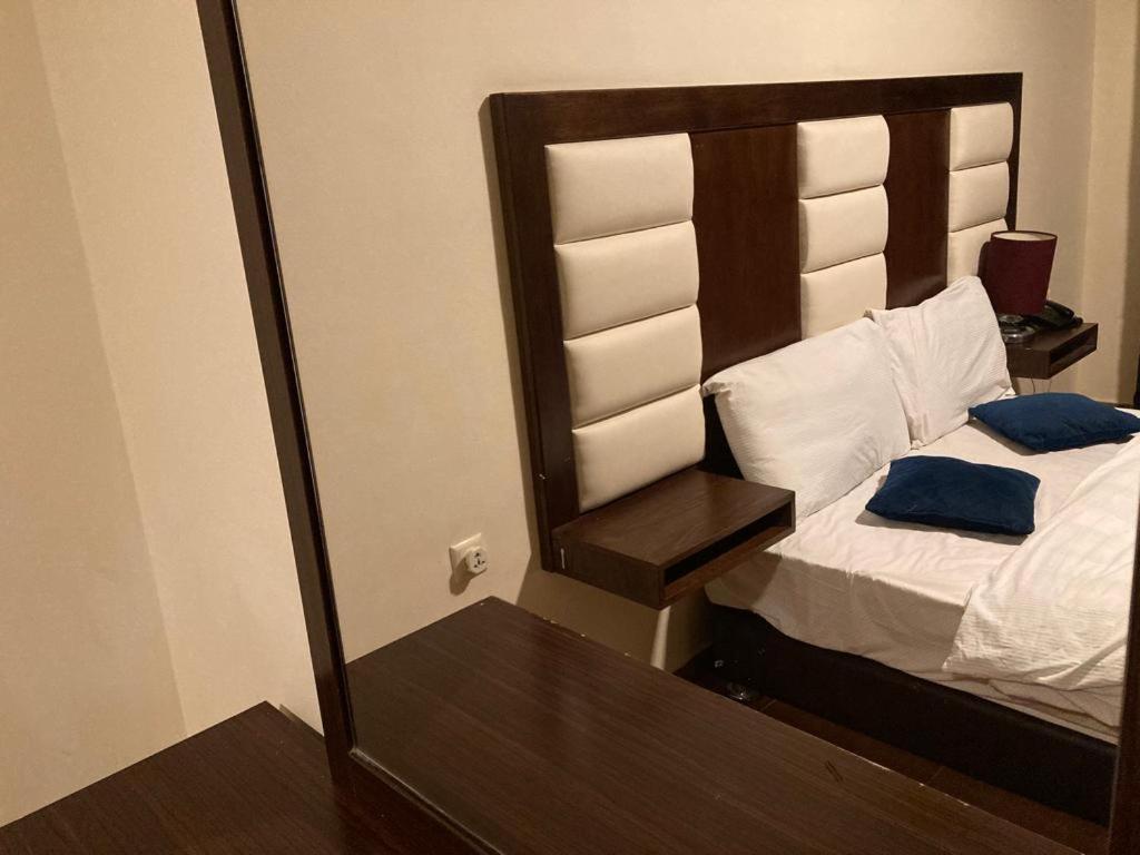 Uptown Hotel Apartment 암만 외부 사진
