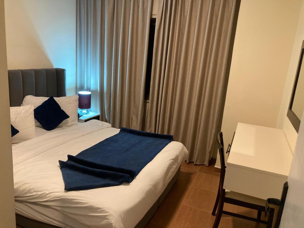 Uptown Hotel Apartment 암만 외부 사진