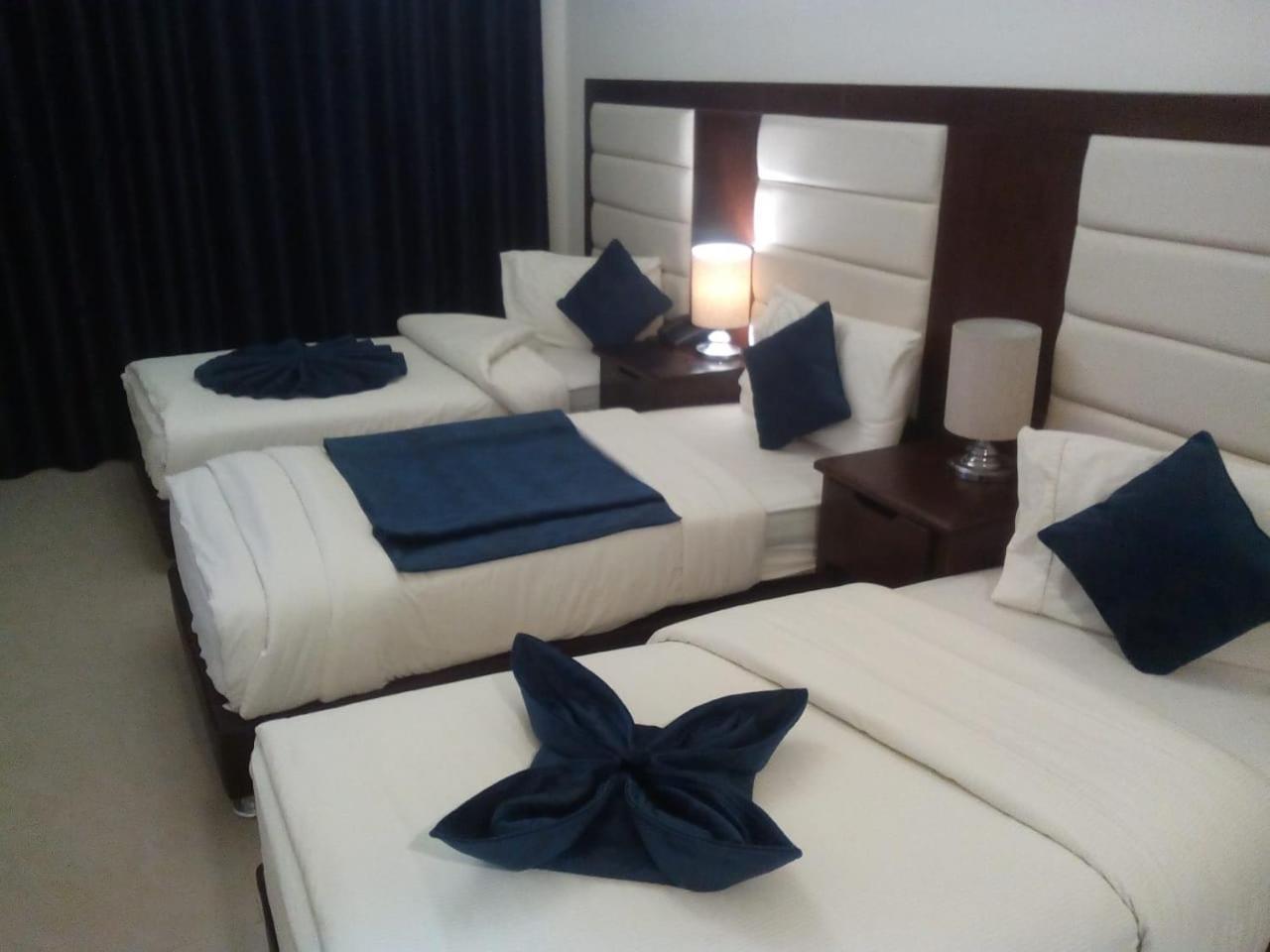 Uptown Hotel Apartment 암만 외부 사진