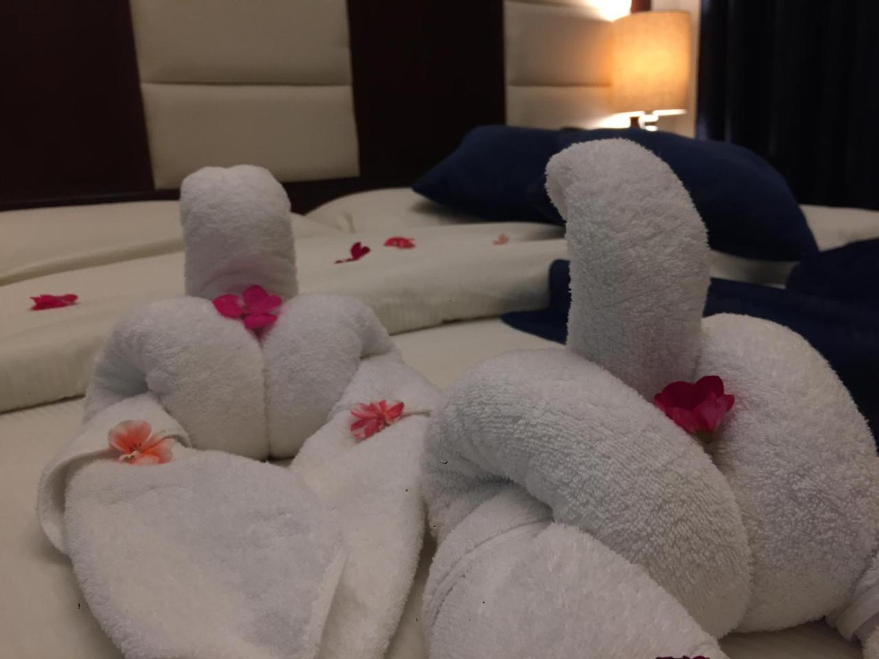 Uptown Hotel Apartment 암만 외부 사진
